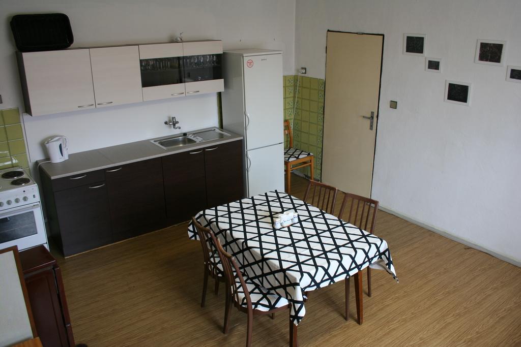 Ferienwohnung Vejminek U Drahusky Mcely Exterior foto